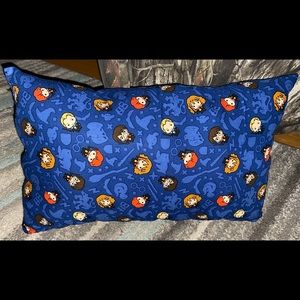 Custom throw pillows